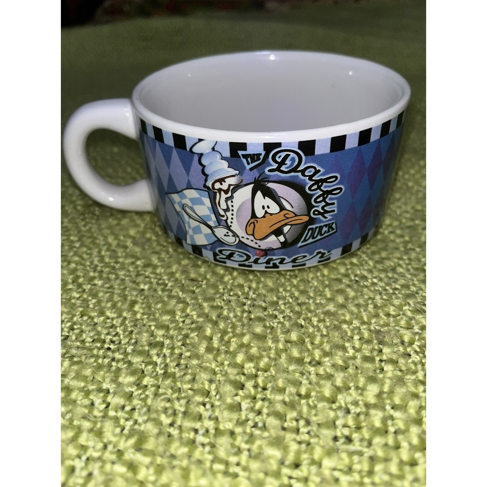 Daffy Duck Diner Looney Tunes Warner Brothers Soup Mug‎ vintage
